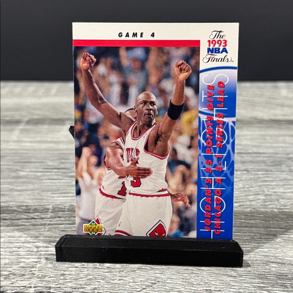 NBA | 1993-94 Upper Deck #201: Chicago Bulls: Michael Jordan - Basketball Card